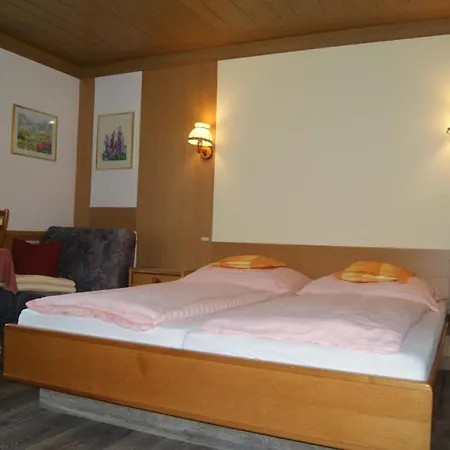 Landhaus Meran 아파트