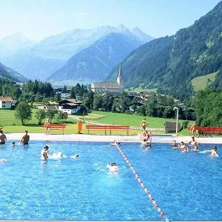 Landhaus Meran 아파트